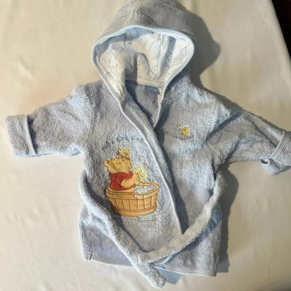 Disney Winnie The Pooh Bear Rub A Dub Terry Cloth Hooded Bat Robe One Size